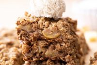 Luscious Caramel Apple Streusel Bars