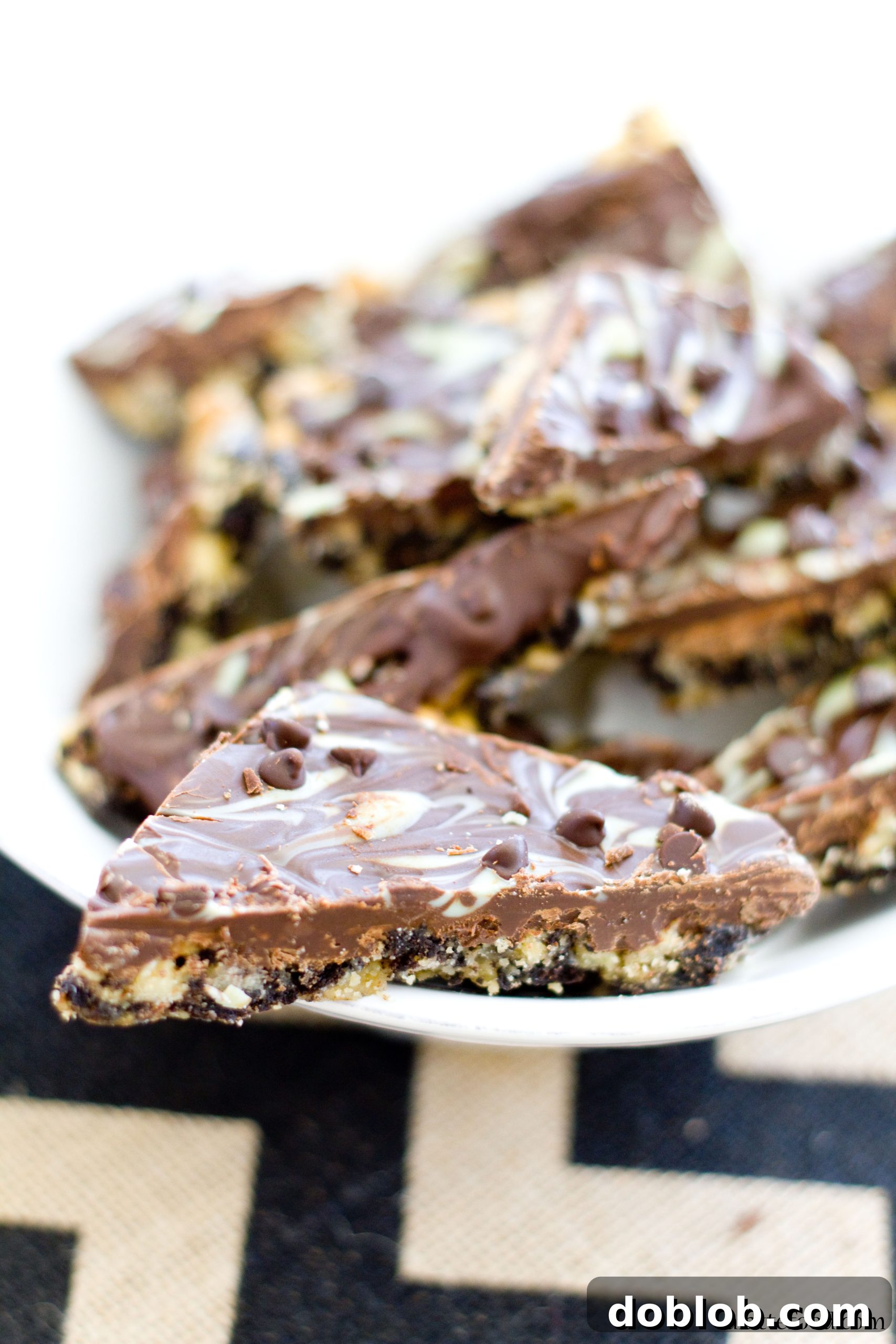 Refreshing Mint Chocolate Oreo Bark, perfect for a quick sweet treat