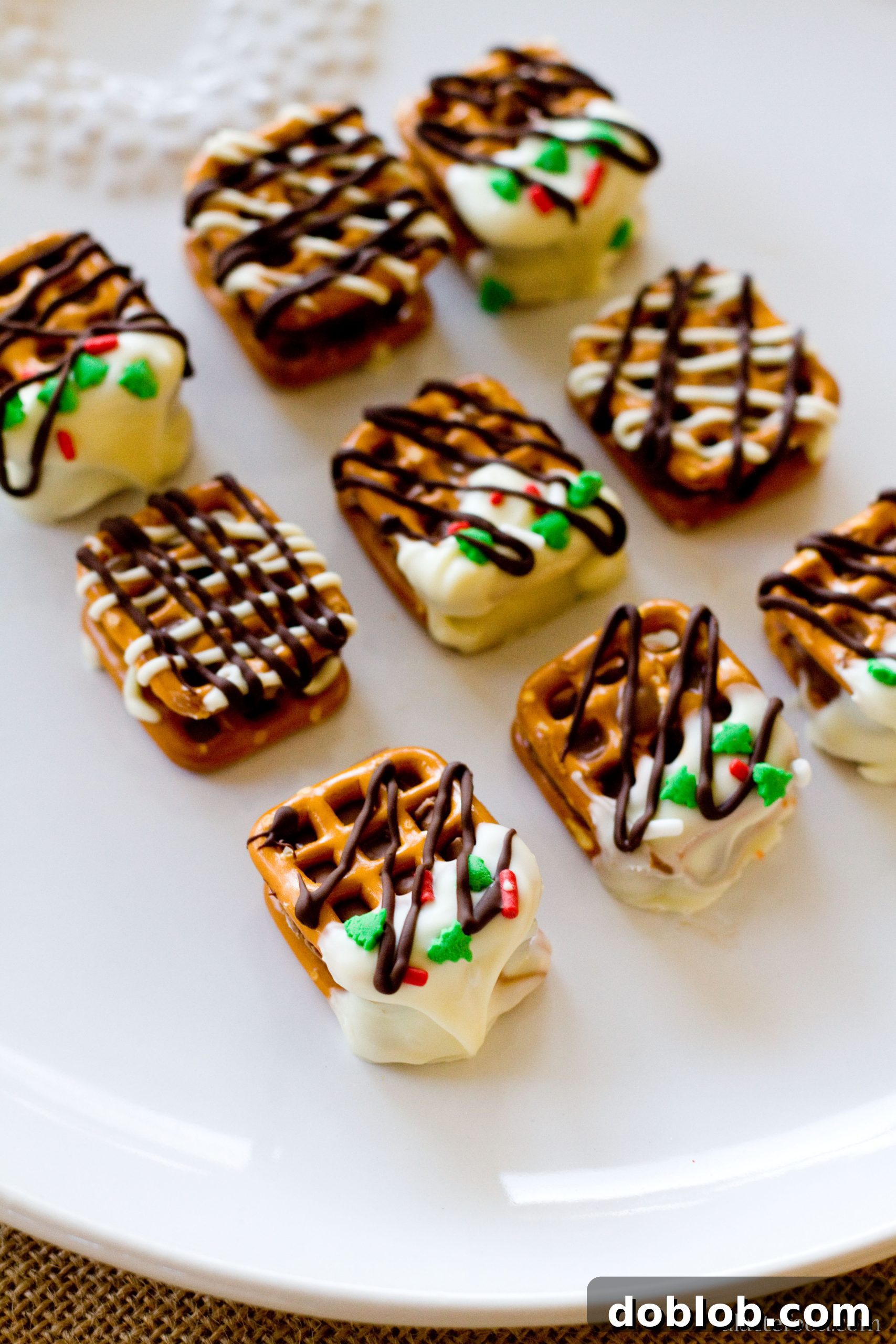 Candy Bar Pretzel Bites