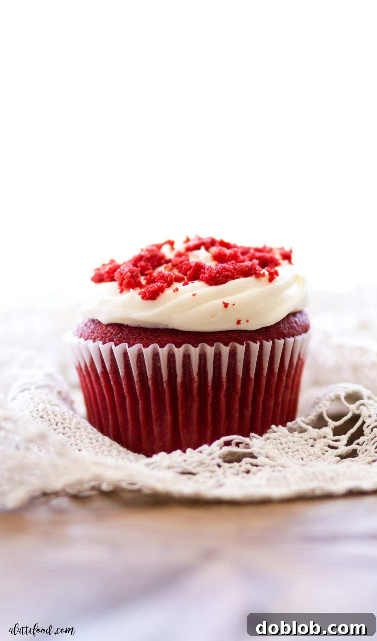 Heavenly Red Velvet Cupcakes 4 buttermilk red velvet cupcake with cream cheese buttercream