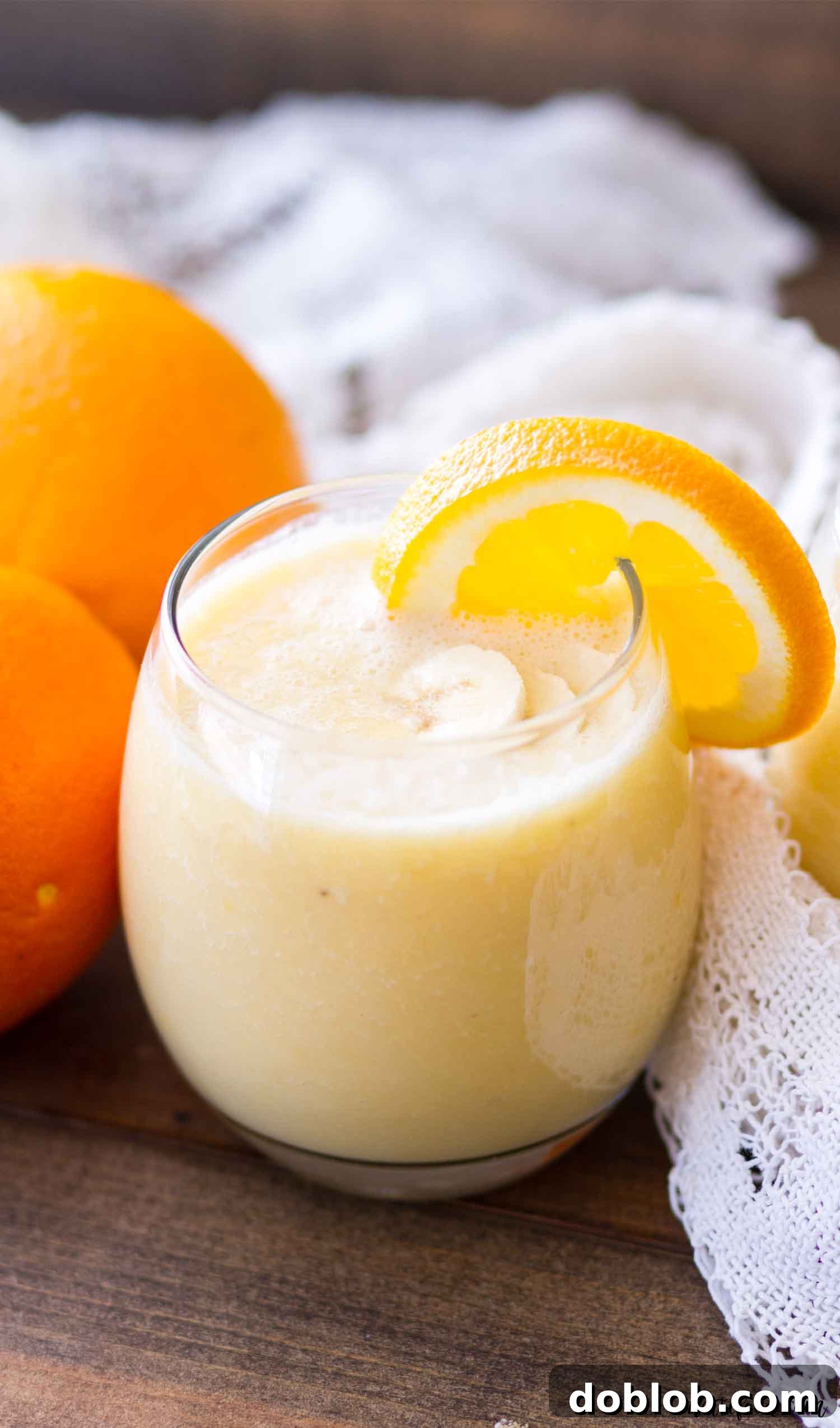 This Fresh Orange Smoothie Recipe is only 4-ingredients, making it a perfect choice for a quick-and-easy breakfast! Plus, it’s a healthy breakfast recipe packed with vitamin-C so not only does it taste great, it will also help you to keep feeling great!